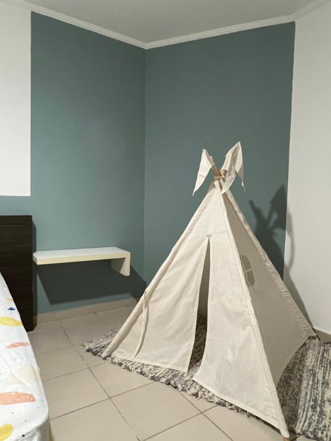 Aek Locacoes Apartment เปรูอิบี ภายนอก รูปภาพ