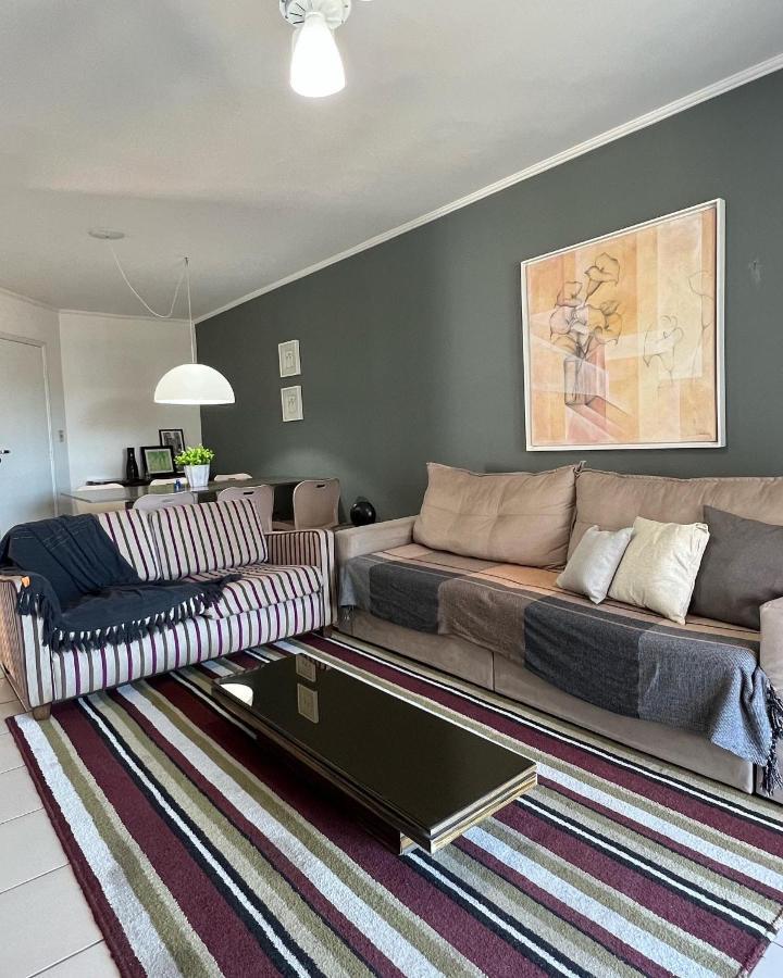 Aek Locacoes Apartment เปรูอิบี ภายนอก รูปภาพ